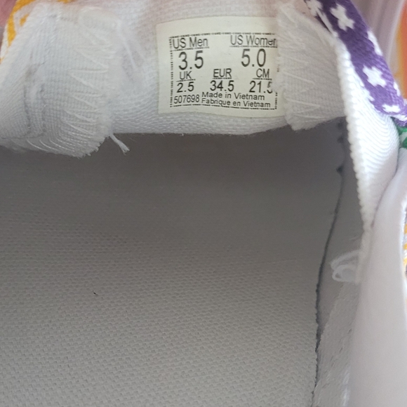 New Vans Classic Slip-On Gay Pride Rainbow Color Women's Slip Ons 5 - Picture 3 of 6